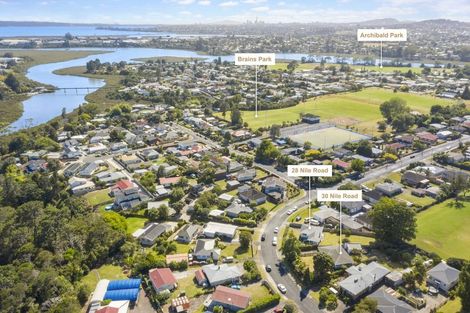 Photo of property in 30 Nile Road, Kelston, Auckland, 0602