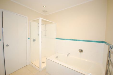 Photo of property in 19 Maxwelton Drive, Mairangi Bay, Auckland, 0630