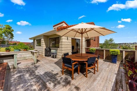 Photo of property in 81 Kennedy Avenue, Forrest Hill, Auckland, 0620