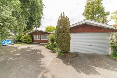 Photo of property in 1 College Street, Awapuni, Palmerston North, 4412