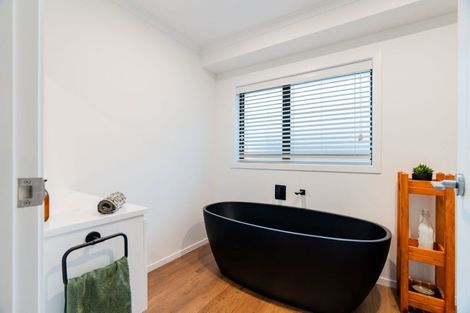 Photo of property in 5 Pahautea Lane, Kihikihi, Te Awamutu, 3800