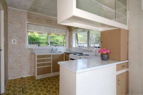 Photo of property in 1/14 Battle Place, Glenfield, Auckland, 0629