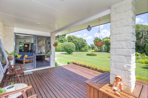 Photo of property in 50 Railway Terrace, Ohau, Levin, 5570