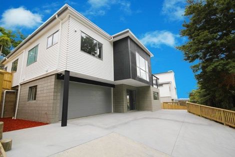 Photo of property in 21 Moller Street, Beach Haven, Auckland, 0626