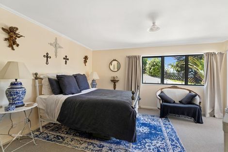 Photo of property in 221 Paku Drive, Tairua, 3508