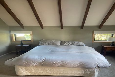 Photo of property in 2/166 Rangatira Road, Beach Haven, Auckland, 0626