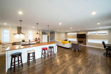 Photo of property in 4 Terli Way, Glen Avon, New Plymouth, 4312