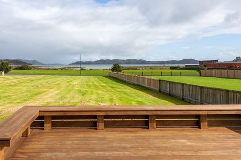 Photo of property in 13 Koromiko Drive, Coromandel, 3506