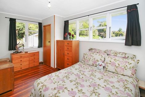 Photo of property in 1a Ward Place, Marfell, New Plymouth, 4310