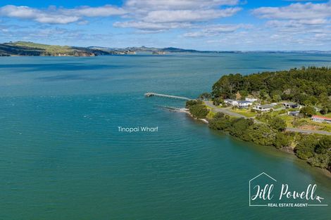 Photo of property in 13 Moana Road, Tinopai, 0593