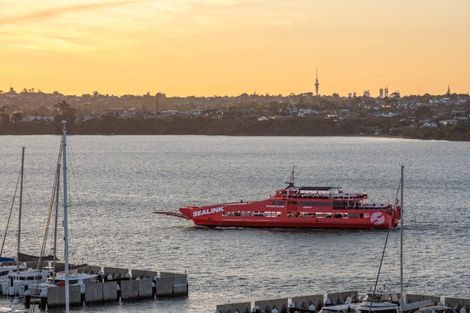 Photo of property in 47c Takutai Avenue, Half Moon Bay, Auckland, 2012