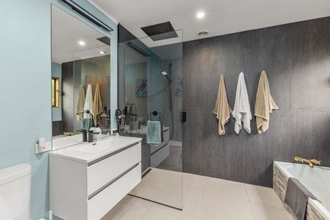 Photo of property in 11 Falls View Road, Haruru, 0204