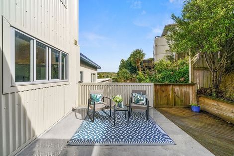 Photo of property in 9 Paremata Drive, Paremata, Porirua, 5024