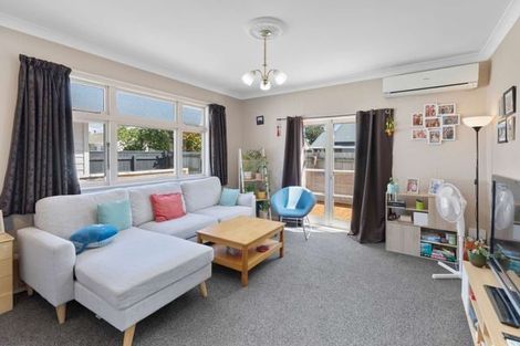 Photo of property in 61 Ferguson Street, Awapuni, Palmerston North, 4412