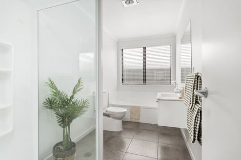 Photo of property in 8 Shannon Lane, Pyes Pa, Tauranga, 3112