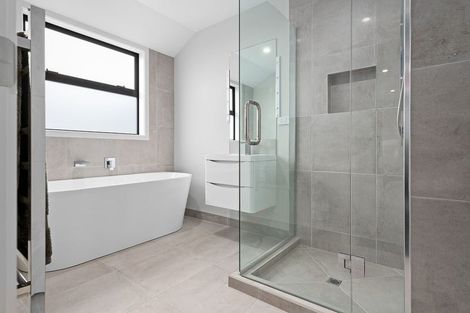 Photo of property in 2 Oderings Place, Huntington, Hamilton, 3210