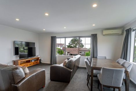 Photo of property in 17 Nalanda Crescent, Broadmeadows, Wellington, 6035