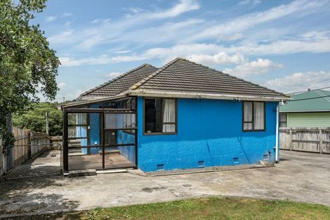 Photo of property in 15 Maher Place, Ranui, Porirua, 5024