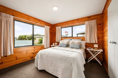 Photo of property in 1a Troy Street, Kilbirnie, Wellington, 6022