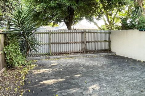 Photo of property in 223 Ferry Road, Waltham, Christchurch, 8011