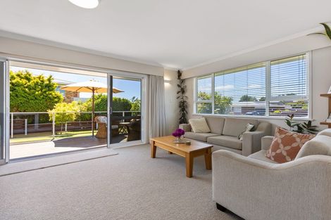 Photo of property in 46 Nevada Drive, Merrilands, New Plymouth, 4312