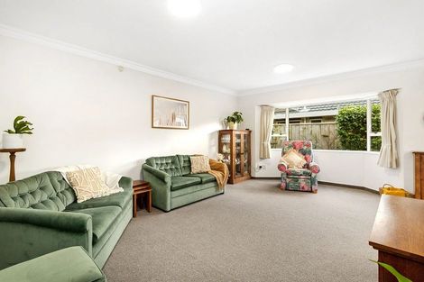 Photo of property in 2/237 Stokes Valley Road, Stokes Valley, Lower Hutt, 5019