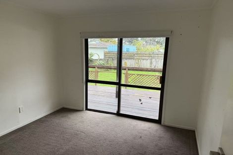 Photo of property in 19 Crosby Road, West Harbour, Auckland, 0618