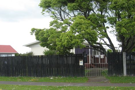 Photo of property in 77 John Walker Drive, Manurewa, Auckland, 2102