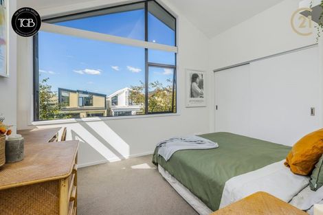 Photo of property in 17 Courage Road, Papakura, 2110