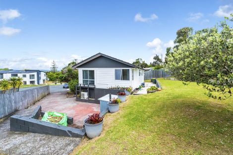 Photo of property in 44 Clyma Place, Massey, Auckland, 0614