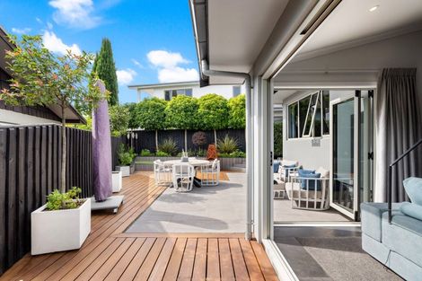 Photo of property in 30 Iona Road, Havelock North, 4130