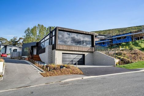 Photo of property in 13 Round Hill Rise, Cracroft, Christchurch, 8022