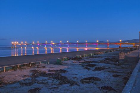 Photo of property in 164a Marine Parade, New Brighton, Christchurch, 8083