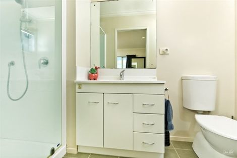 Photo of property in 27a Sapperton Drive, Henderson, Auckland, 0612