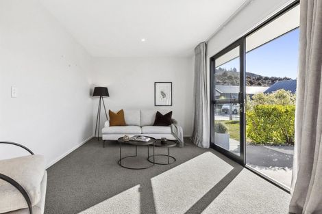 Photo of property in 1 Sorrel Street, Albert Town, Wanaka, 9305