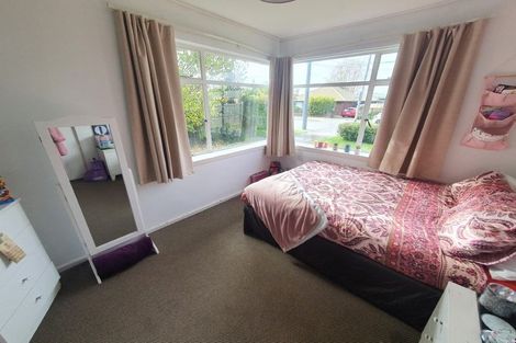 Photo of property in 2 Nyoli Street, Northcote, Christchurch, 8052