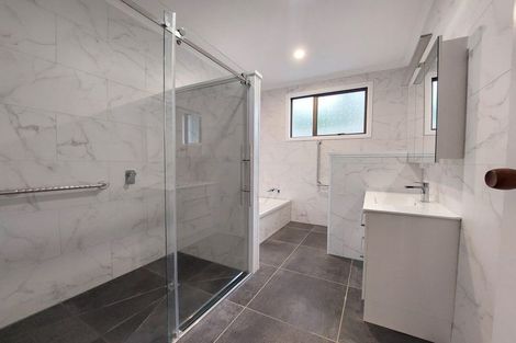 Photo of property in 3 Prudence Place, Oakura, 4314