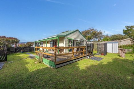 Photo of property in 83 Norfolk Crescent, Otaki Beach, Otaki, 5512