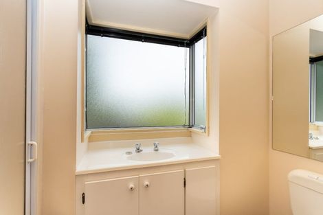 Photo of property in 1/208 Memorial Avenue, Burnside, Christchurch, 8053