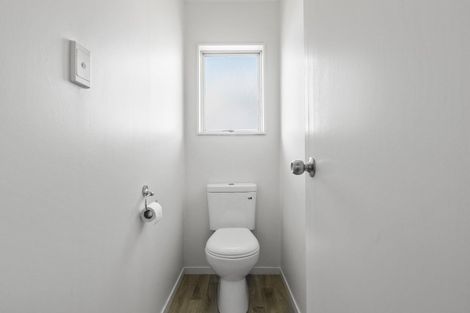 Photo of property in 496 Roscommon Road, Clendon Park, Auckland, 2103