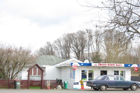 Photo of property in Cherry Gove Dairy, 103 Napier Road, Havelock North, 4130