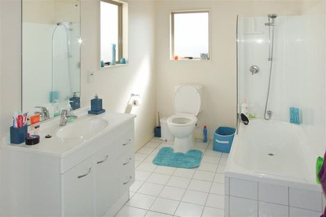 Photo of property in 13 Kora Avenue, Ranui, Auckland, 0612