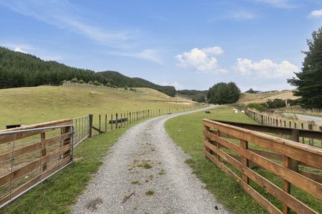 Photo of property in 91b Kakariki Way, Whitemans Valley, Upper Hutt, 5371