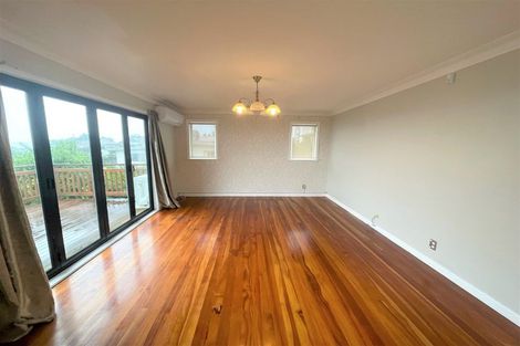 Photo of property in 82a Mokoia Road, Birkenhead, Auckland, 0626
