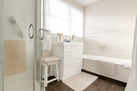 Photo of property in 1 Katherine Place, Melville, Hamilton, 3206