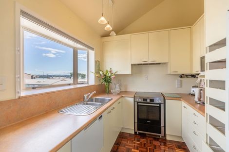 Photo of property in 6a James Street, Westshore, Napier, 4110