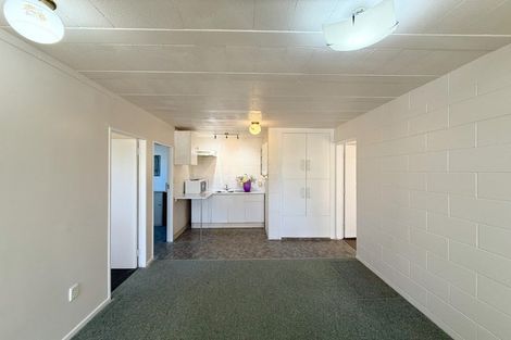 Photo of property in 27 Glendene Avenue, Glendene, Auckland, 0602