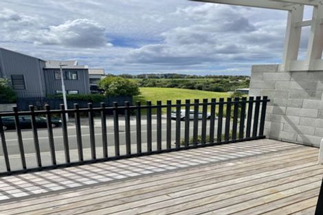 Photo of property in 13 Nugget Avenue, Hobsonville, Auckland, 0616