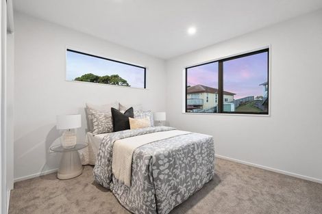 Photo of property in 144a Oaktree Avenue, Browns Bay, Auckland, 0630