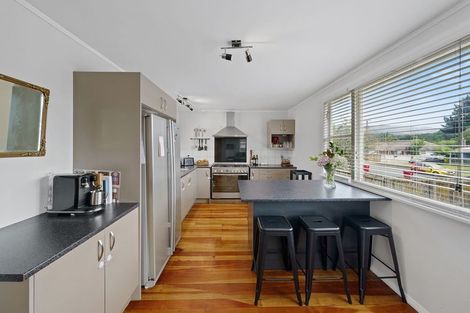 Photo of property in 51 Gillespies Road, Birchville, Upper Hutt, 5018